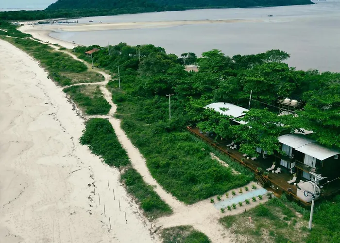 Ilha Do Mel Lodges